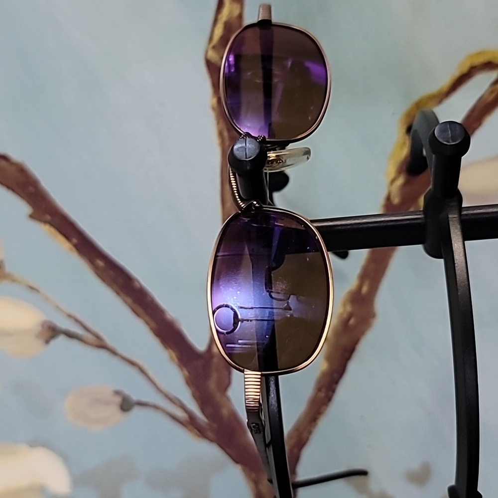Vintage Revo 1107 034 Cobra sunglasses Purple mirror lenses